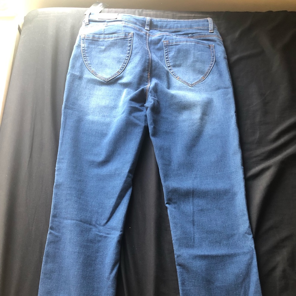 Size 15 Fashion Nova jeans. Brand new! Never worn!